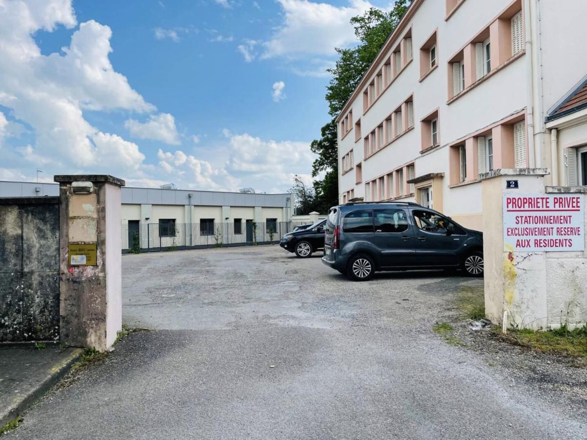 La Maisonnette Du Parc Le Creusot Exterior photo